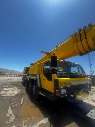 Arriendo de gruas horquillas y camiones plumas