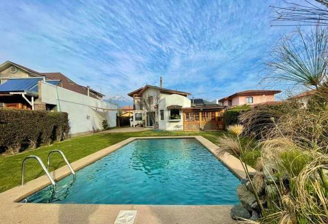 REBAJADA Loteo Las Vizcachas, Hermosa Casa 3 dormitorios