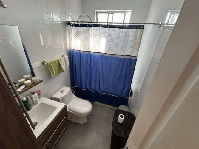 SE VENDE CASA EN CALLE SANTA BARBARA SECTOR SUR