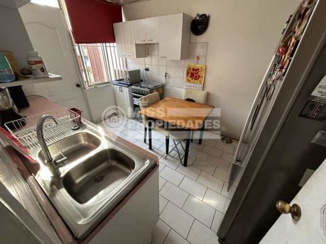 SE VENDE CASA EN CALLE SANTA BARBARA SECTOR SUR