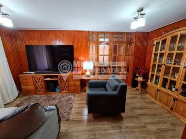 SE VENDE CASA EN JARDINES DEL NORTE 3, SECTOR NORTE, AFTA.