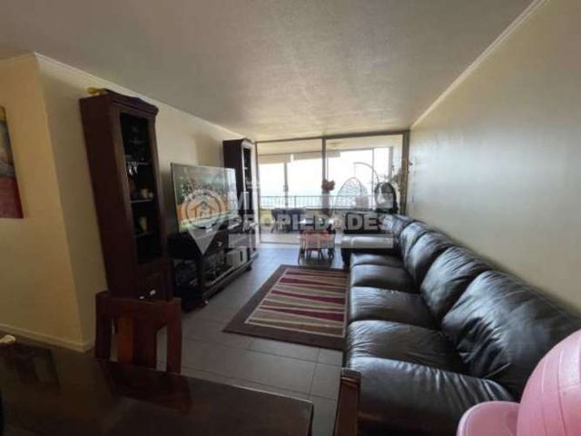 SE VENDE DEPARTAMENTO EN AV EDMUNDO PÉREZ ZUJOVIC