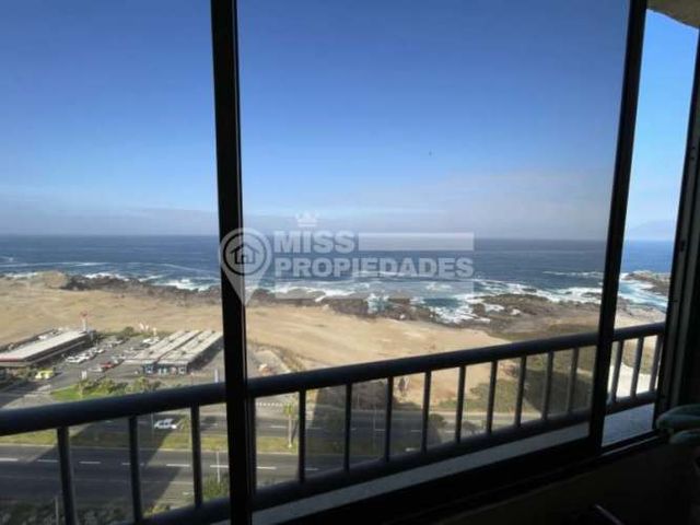 SE VENDE DEPARTAMENTO EN AV EDMUNDO PÉREZ ZUJOVIC