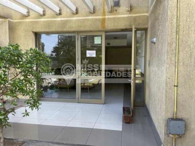 SE VENDE DEPARTAMENTO EN AV EDMUNDO PÉREZ ZUJOVIC