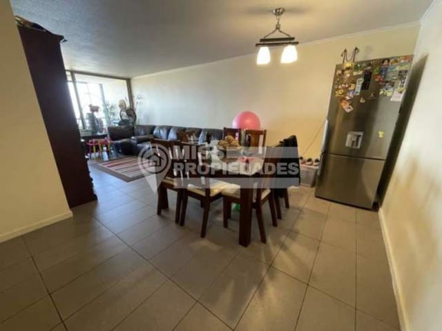 SE VENDE DEPARTAMENTO EN AV EDMUNDO PÉREZ ZUJOVIC