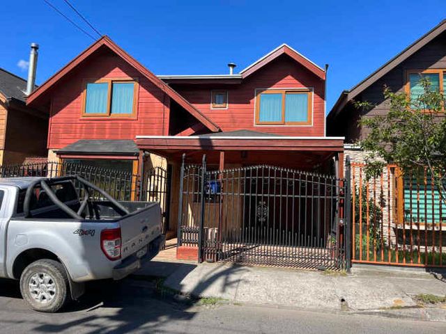 Hermosa casa a la Venta en La Floresta 4