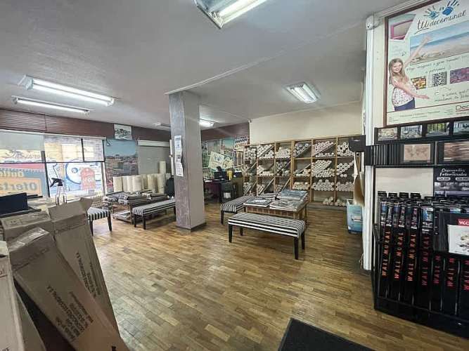 Local SE VENDE AMPLIO LOCAL COMERCIAL