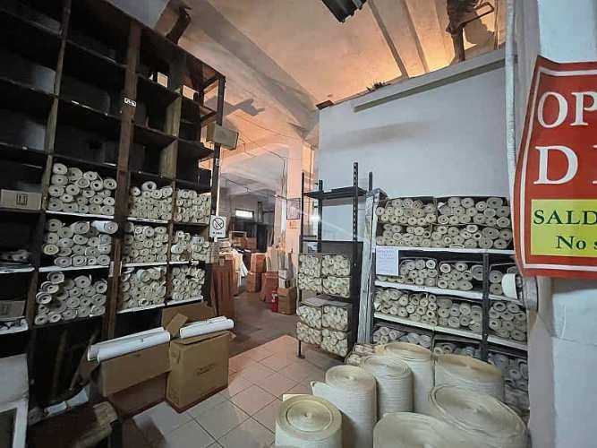 Local SE VENDE AMPLIO LOCAL COMERCIAL