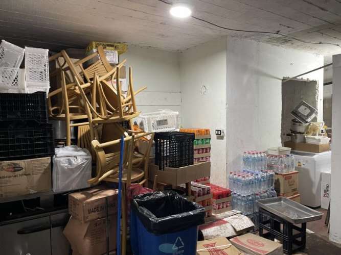 Local DERECHO DE LLAVE EN VENTA, CALLE VALPARAISO (CÓD. 268)