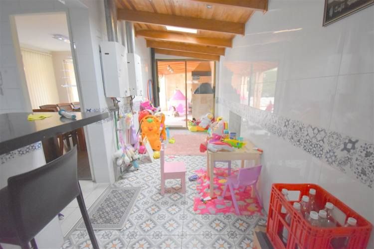 CASA Av. La Laguna/ Codominio Las Rocas