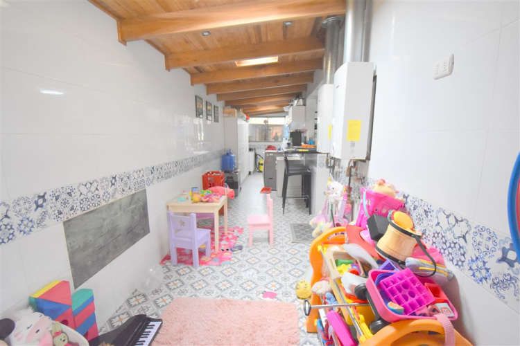 CASA Av. La Laguna/ Codominio Las Rocas