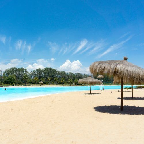 CASA Av. La Laguna/ Codominio Las Rocas