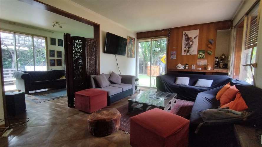 CASA Hospital FACH, Av. Las Condes, Chesterton