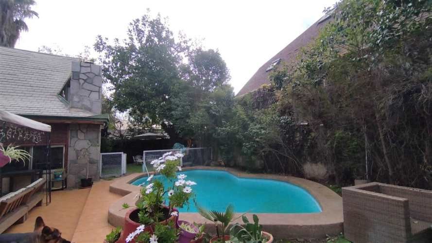 CASA Hospital FACH, Av. Las Condes, Chesterton