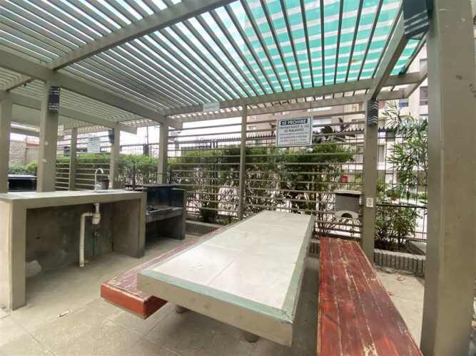 DEPARTAMENTO Independencia, Metro Hospitales