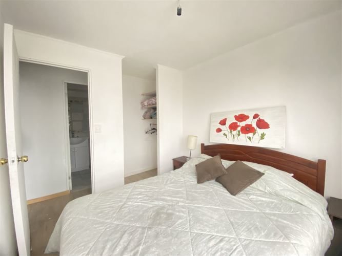 DEPARTAMENTO Independencia, Metro Hospitales