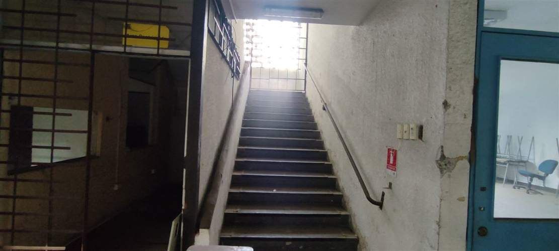 LOCAL COMERCIAL Edificio en sector Poniente de Viña