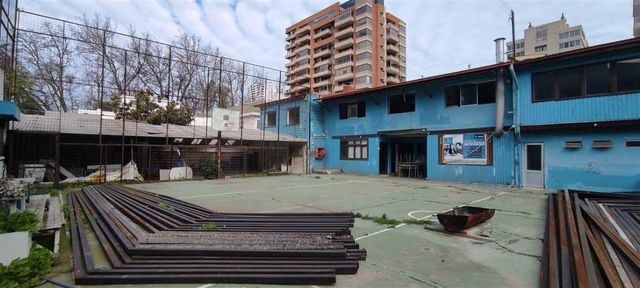 LOCAL COMERCIAL Edificio en sector Poniente de Viña