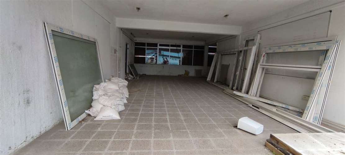 LOCAL COMERCIAL Edificio en sector Poniente de Viña