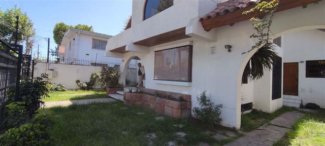 CASA Gran casa con giro hotelero, Miraflores Bajo