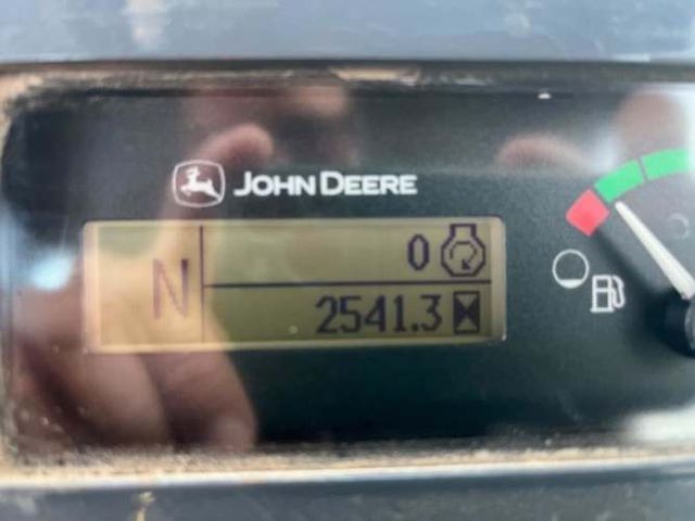 Retroexcavadora Jhon Deere 310K