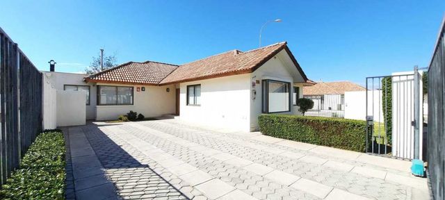 Venta Casa en el Rosario 3D, 3B. (17386)