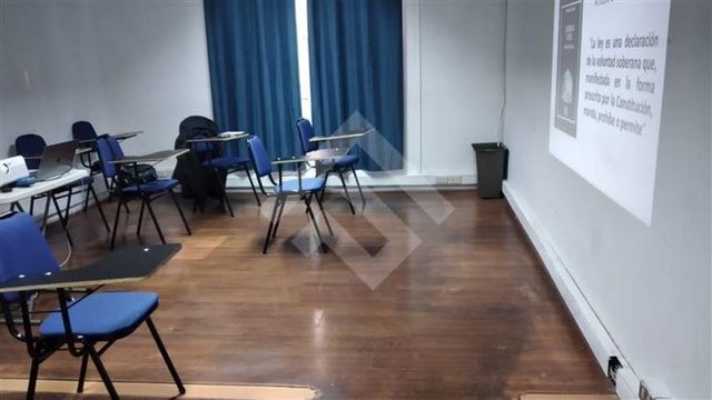 OFICINA San Antonio / Merced