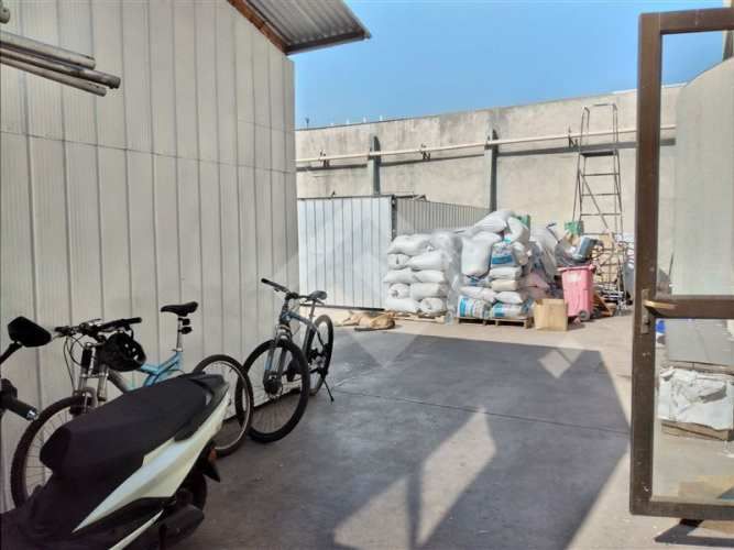 INDUSTRIAL Metro Einstein