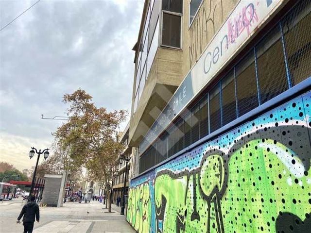 LOCAL COMERCIAL Metro República