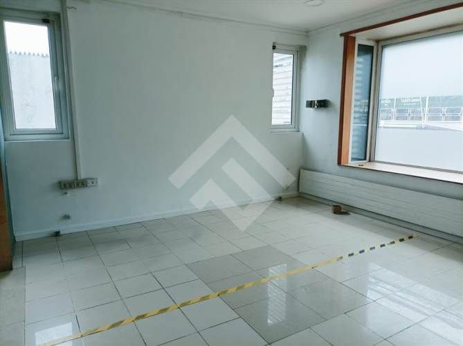 LOCAL COMERCIAL AC Av. Alemania