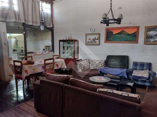 BODEGA Casi esquina Antofagasta