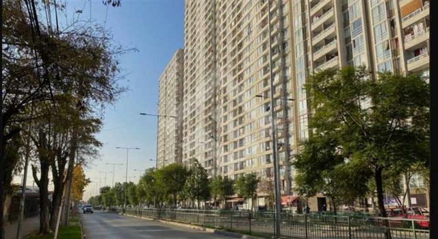 DEPARTAMENTO Metro Las Rejas / Av. Ecuador