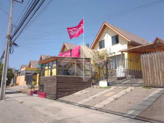 CASA Cisternas con Los Arrayanes