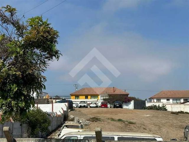 TERRENO CONSTRUCCION Calle Castro