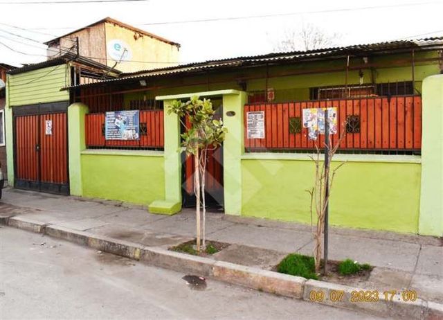 CASA Av. General Velásquez/Ocho de Enero