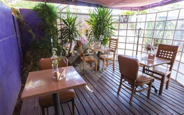 LOCAL COMERCIAL Las Americas con Comercio