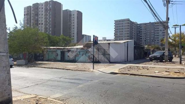 OTROS Américo Vespucio y Gran Avenida