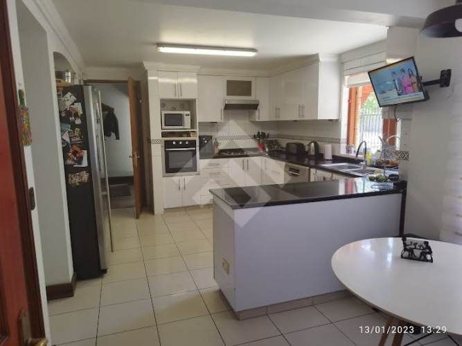 CASA Larraín, Los Maitenes