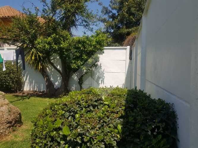 CASA El Valle/Francisco Otta