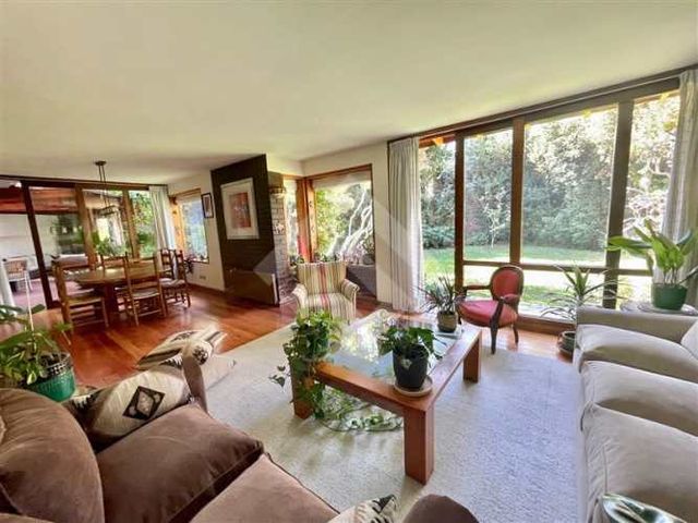 CASA Pedro De Valdivia Norte / Los Navegantes