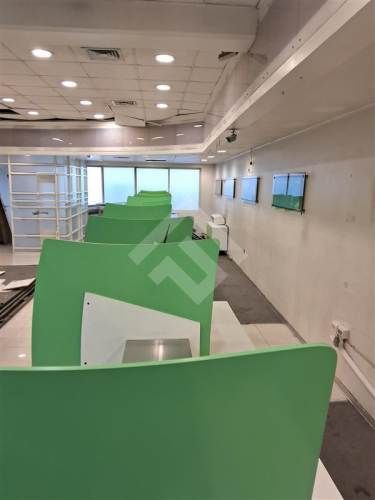 LOCAL COMERCIAL 1 sur