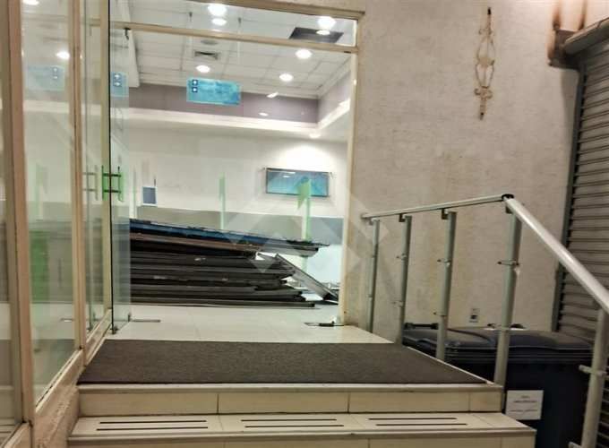 LOCAL COMERCIAL 1 sur