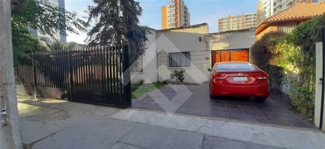 CASA Primera Transversal/Quinta Avda