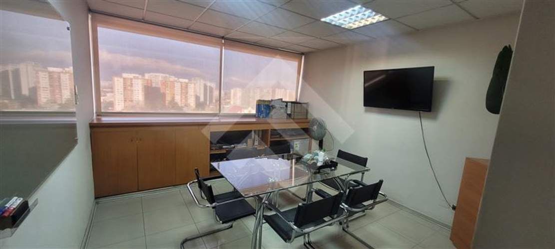 OFICINA Ramon Subercaseaux / Ricardo Morales