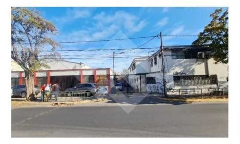 BODEGA Nueva Matucana / Av Carrascal