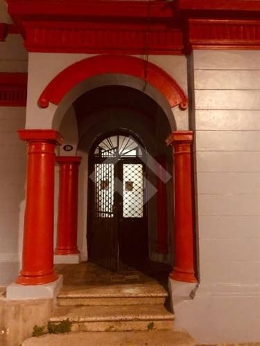 LOCAL COMERCIAL Compañía de Jesús/Hurtado Rodríguez