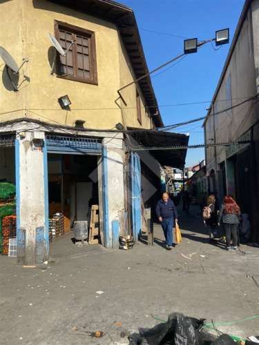 LOCAL COMERCIAL Metro Cal y Canto