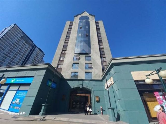 OFICINA Av. Irarrazabal / Pedro de Valdivia