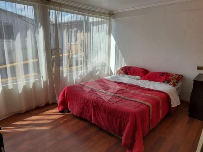 CASA A una cuadra de San Martin entrando por Pedro Lira