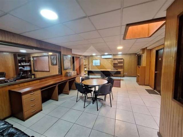 OFICINA Lucas Pacheco/ Enrique Alcalde Talagante